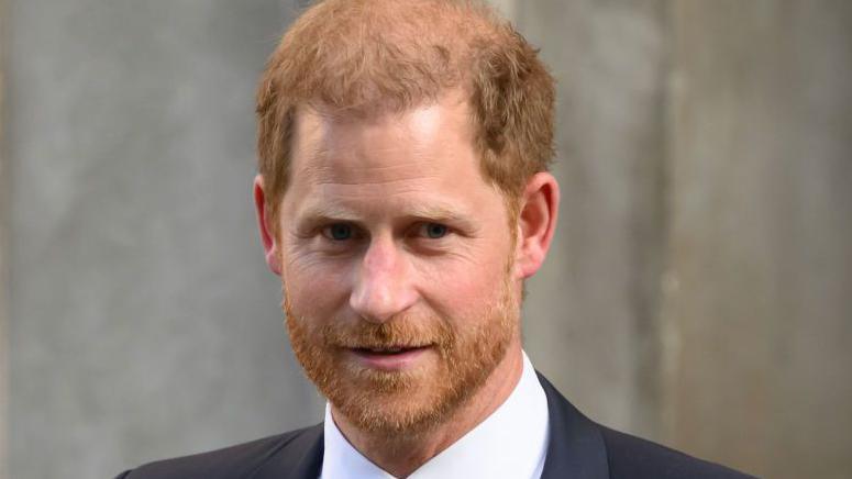 Prince Harry with a beard.