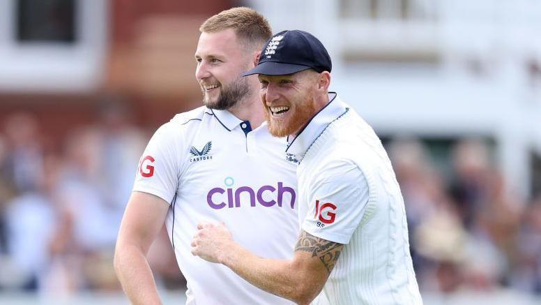 Gus Atkinson celebrating a wicket with Ben Stokes