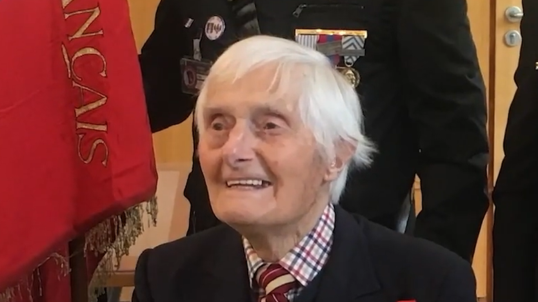 Major Ken Mayhew 