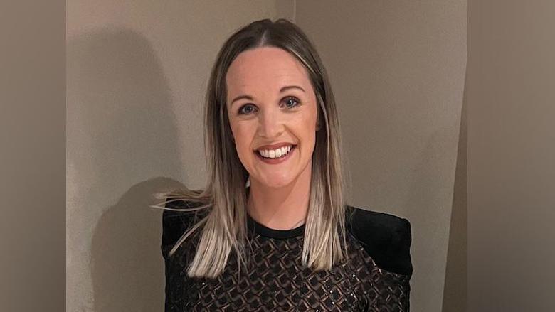 Dr Anwen Jones