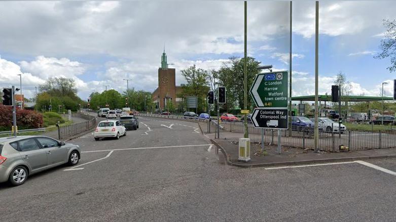 The A41 North Western Avenue at junction five in Watford