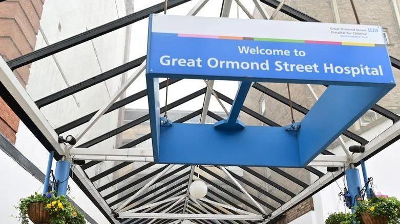 Entrance to Great Ormond Street Children's Hospital, with a sign reading "Welcome to Great Ormond Street Hospital"