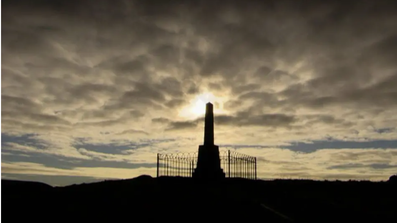 Carragh-Chuimhne an Iolaire