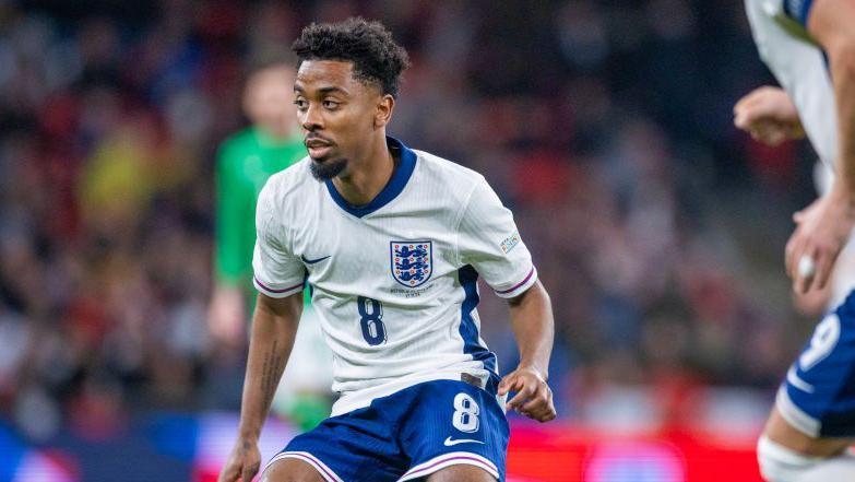 Angel Gomes playing for England