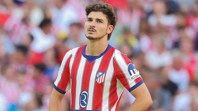 Julian Alvarez in action for Atletico Madrid