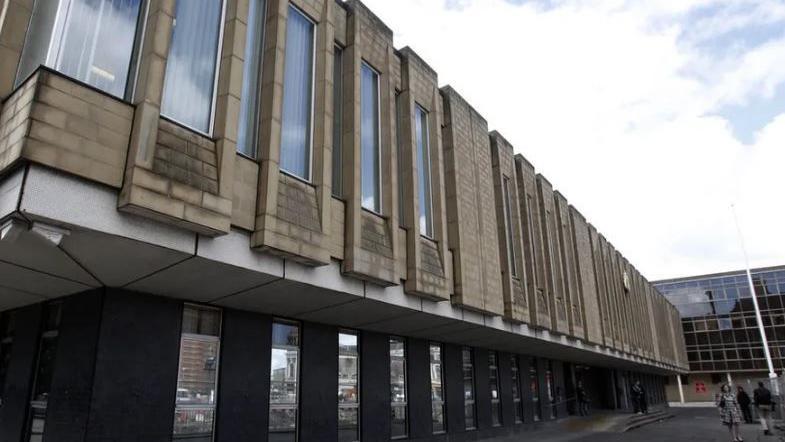 An exterior image of Bradford Magistrates' Court