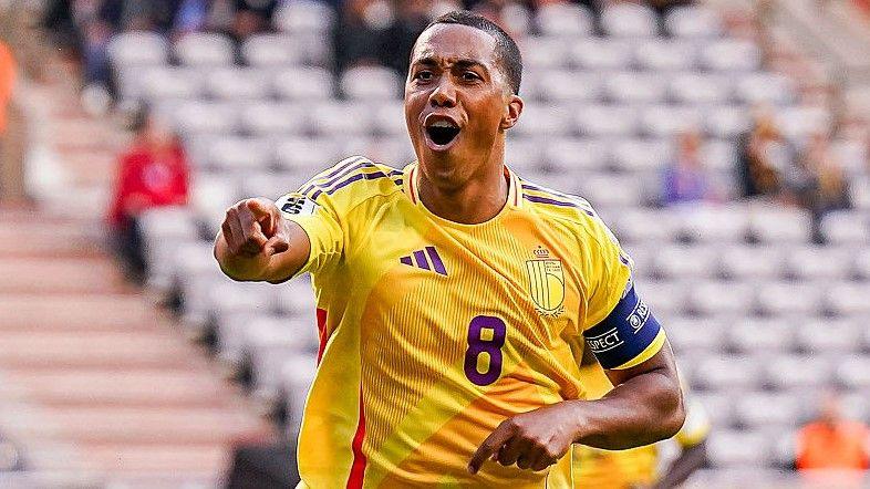 Aston Villa news: Youri Tielemans shines as Belgium beat Wales - BBC Sport