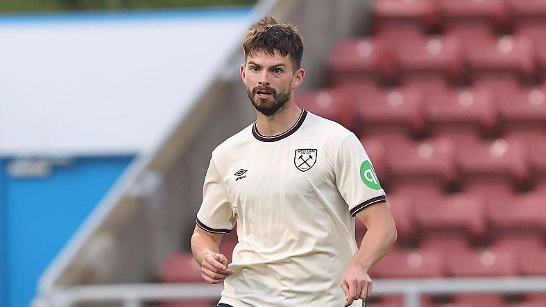 Michael Forbes playing for West Ham