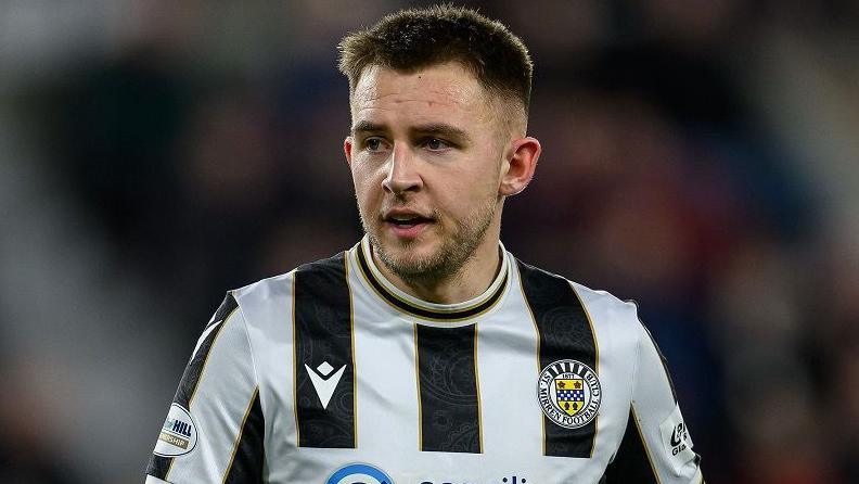 Caolan Boyd-Munce playing for St Mirren