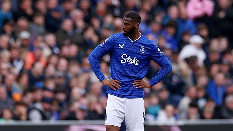 Everton striker Beto