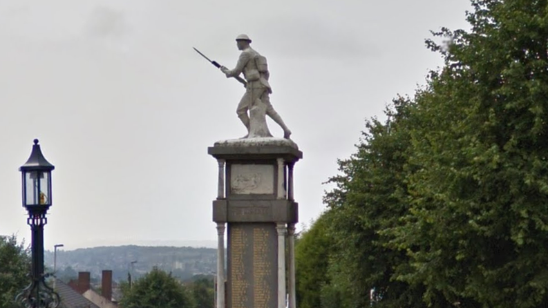 Brierley Hill war memorial