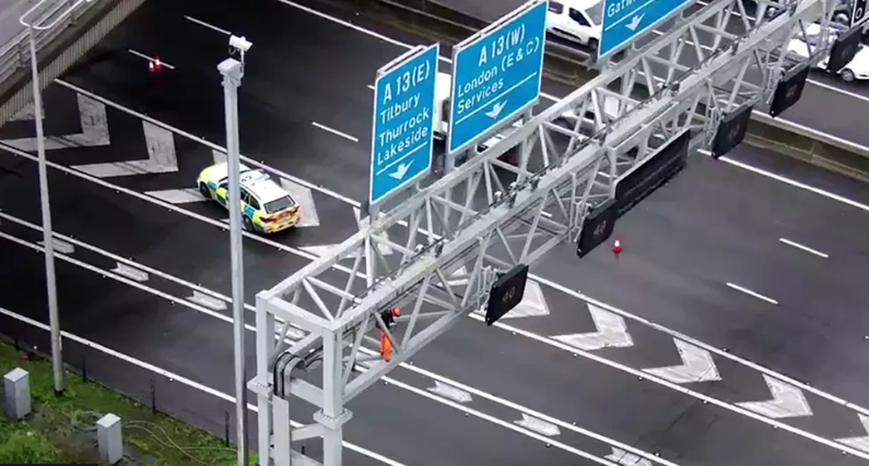 Just Stop Oil protest on M25 motorway