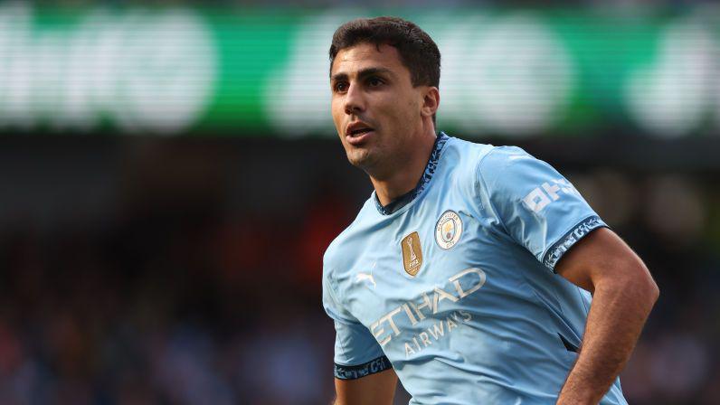 Rodri in action for Manchester City