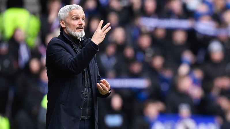 Jim Goodwin at Ibrox on 1 April 2023