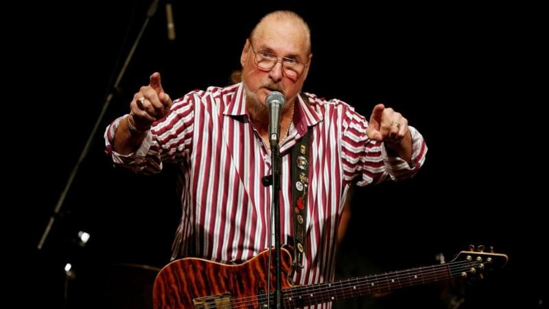 Steve Cropper, guitarist of Booker T and the MGs, dies aged 84
