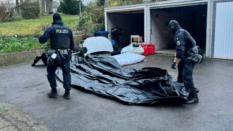 Four arrested in Germany after  Channel smuggling gang raids