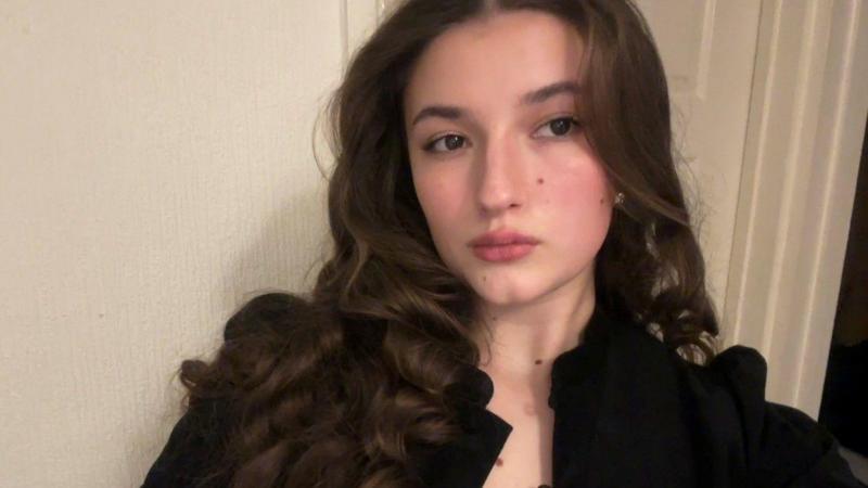 Graduate 'ghosted' by employers has applied for 400 jobs and had only three interviews