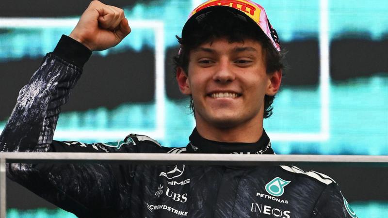 Antonelli wins to become youngest title leader