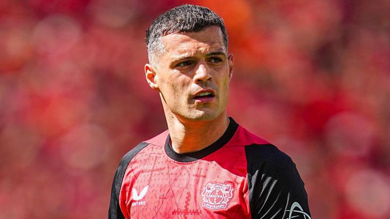 Ten Hag Confirms: Xhaka Stays, Sunderland's Pursuit Ends