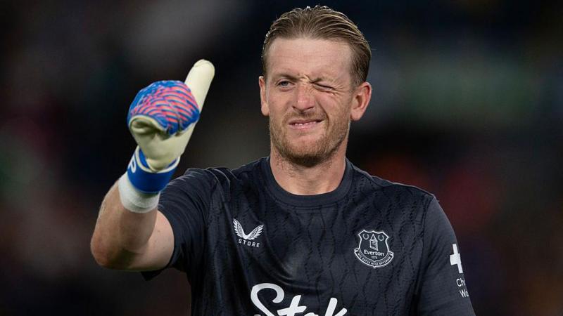 Everton's Pickford Sparks Buzz with New Contract Talks