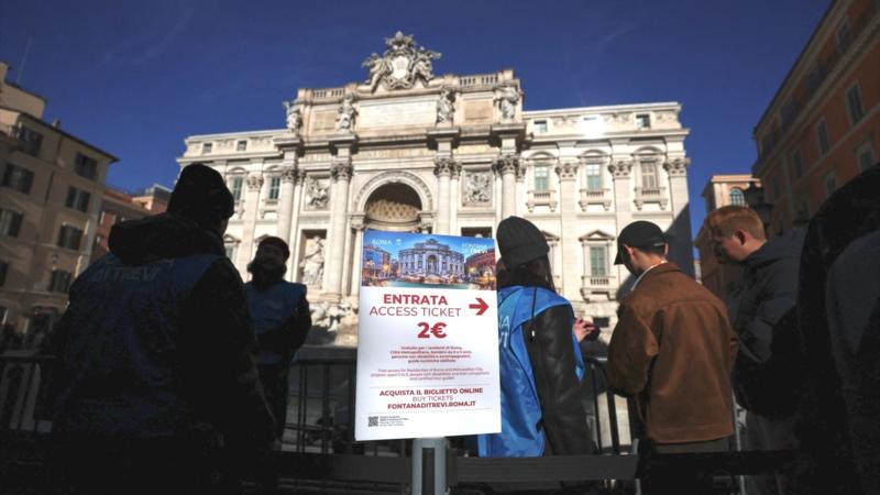 'Pay and smile' - Rome visitors face Trevi Fountain charge