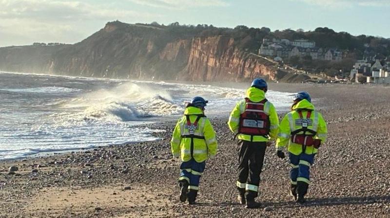 Search called off for two swimmers missing at sea