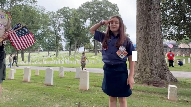 The US remembers its fallen with wreaths, bagpipes and salutes