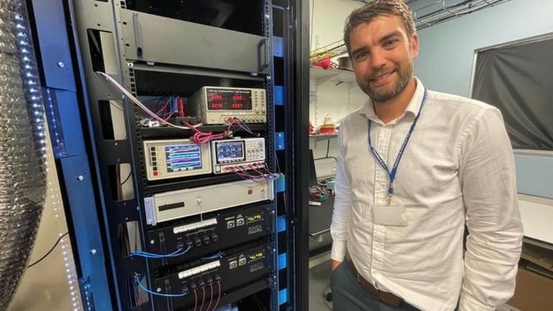 Quantum computing - BBC News