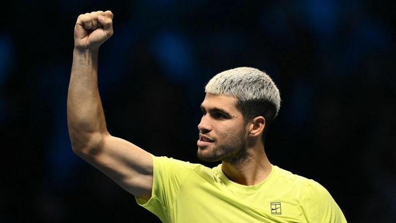 Alcaraz sets up Sinner showdown at ATP Finals