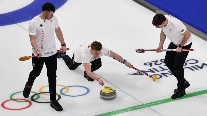 Italy defeat puts GB's men into curling semi-finals