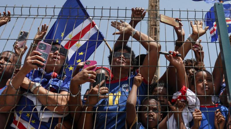 Thousand welcome home Cape Verde footballers after stunning World Cup run