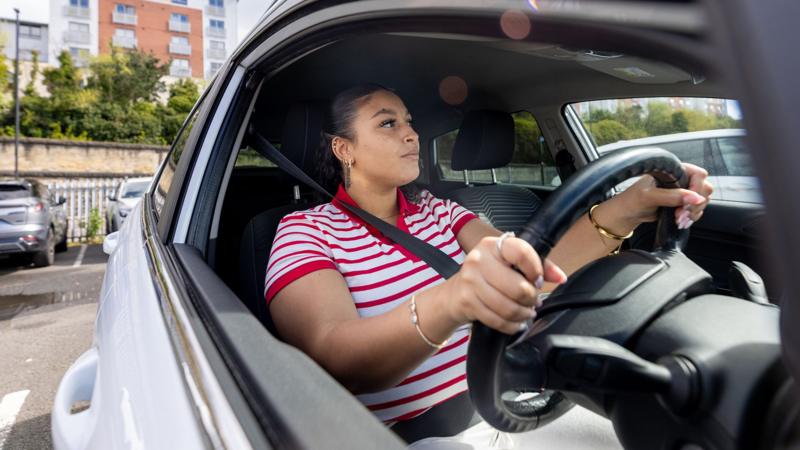 Young drivers targeted by 'ghost brokers' selling fake car insurance online