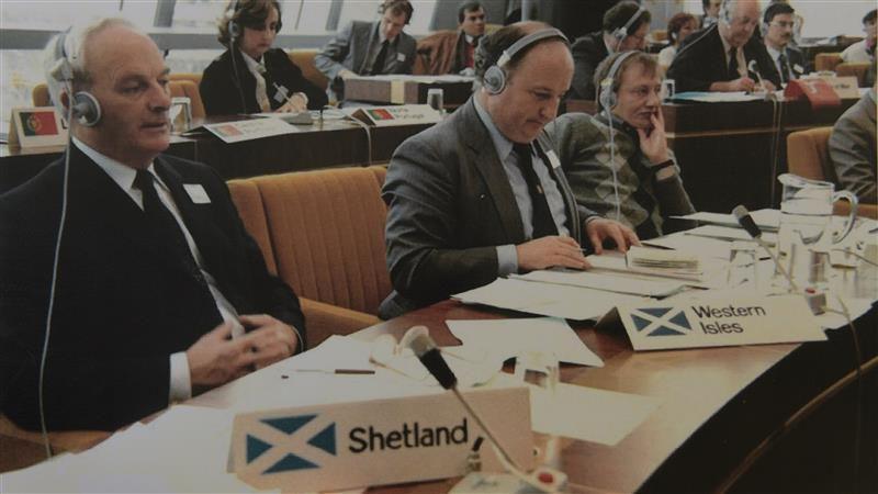 Sandy MacMhathain a' riochdachadh nan Eilean Siar gu h-eadar-nàiseanta
