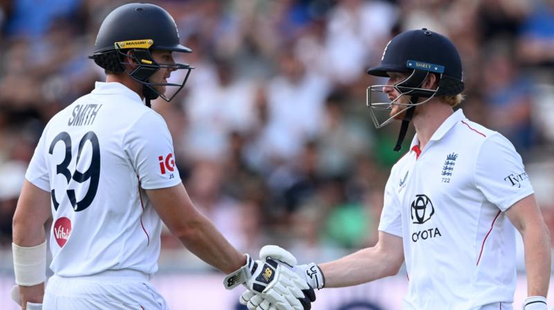Smith & Cox help England to 248-9 on truncated day one