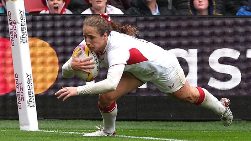 England sweep aside Scotland to reach semi-finals