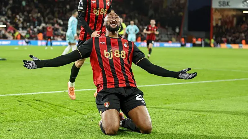 La ciudad está en conversaciones Semenyo avanzadas