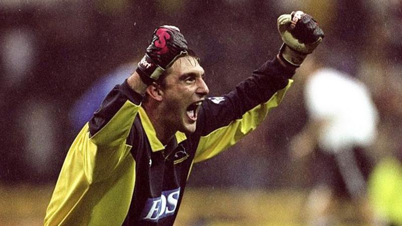 Ex-Premier League Star's Inspiring Run for Terminal Illness Awareness