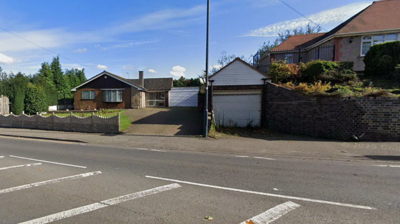Nuneaton company fined after 70-year-old cyclist killed by lorry load ...