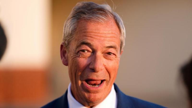 Farage says £5m gift a reward for Brexit campaigning