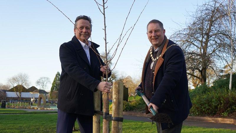 Nigel Huddleston MP for Mid-Worcestershire and Robert Raphael, chairman of Wychavon District Council