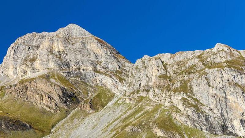 British woman dies after Pyrenees peak fall