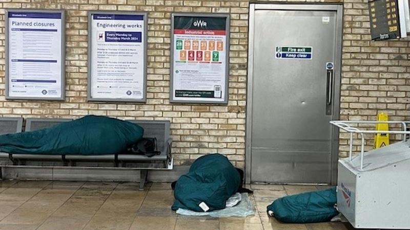 Homelessness: Number of rough sleepers up by a quarter in England - BBC ...