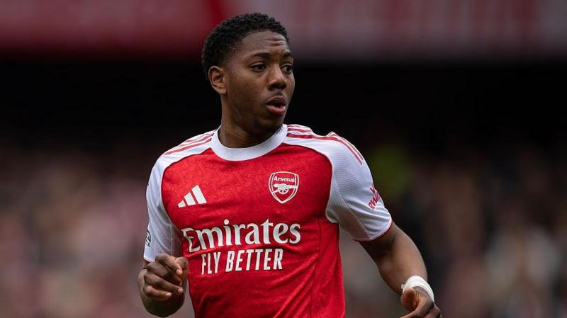 Lewis-Skelly's chance to worry Arsenal's big-name midfielders