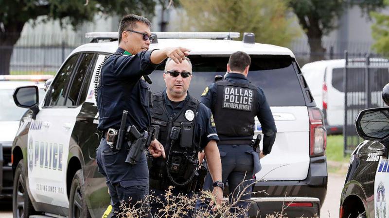 Notes suggest Dallas shooter targeted ICE but accidentally hit detainees - officials