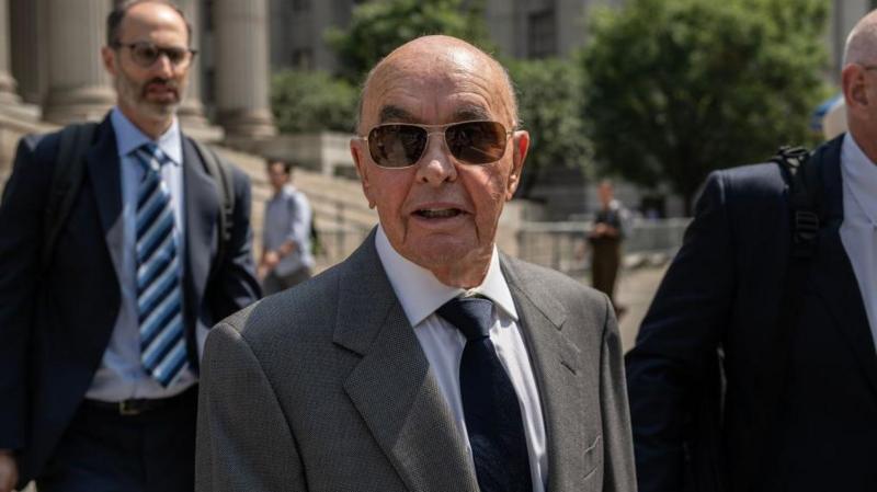 UK billionaire Joe Lewis receives pardon from Trump