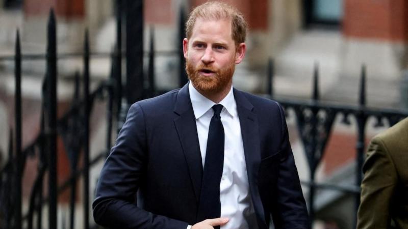 Daily Mail royal editor denies seeking Prince Harry flight details