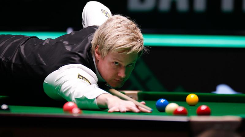 Robertson edges out O'Sullivan to claim Saudi title