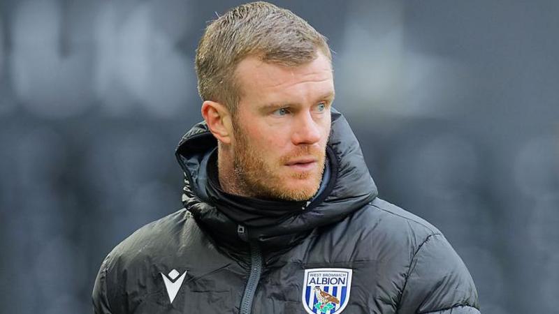 West Bromwich Albion: Chris Brunt satisfied with interim period - BBC Sport