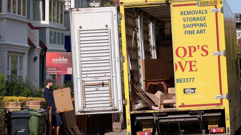 Bank hints at rate cuts, but don't expect Covid-era mortgage deals