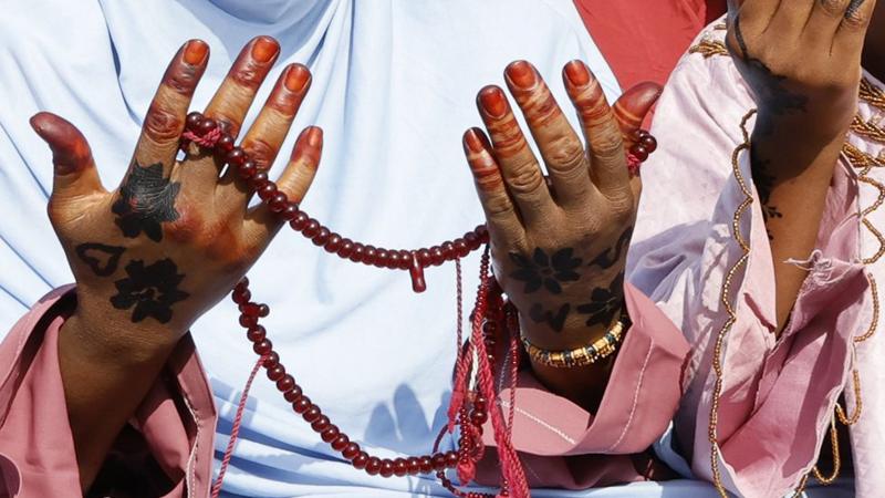 Gunmen abduct 28 Muslim travellers in central Nigeria